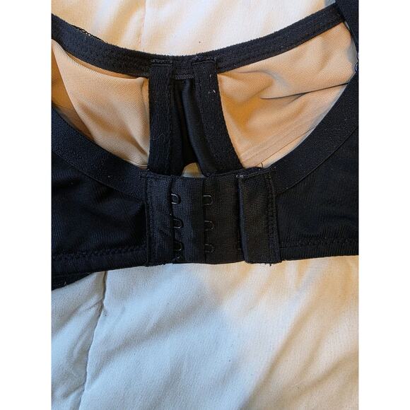 Soma Black & Cream Lace Bra Size 34C – Wireless Floral Adjustable Straps - Picture 6 of 7